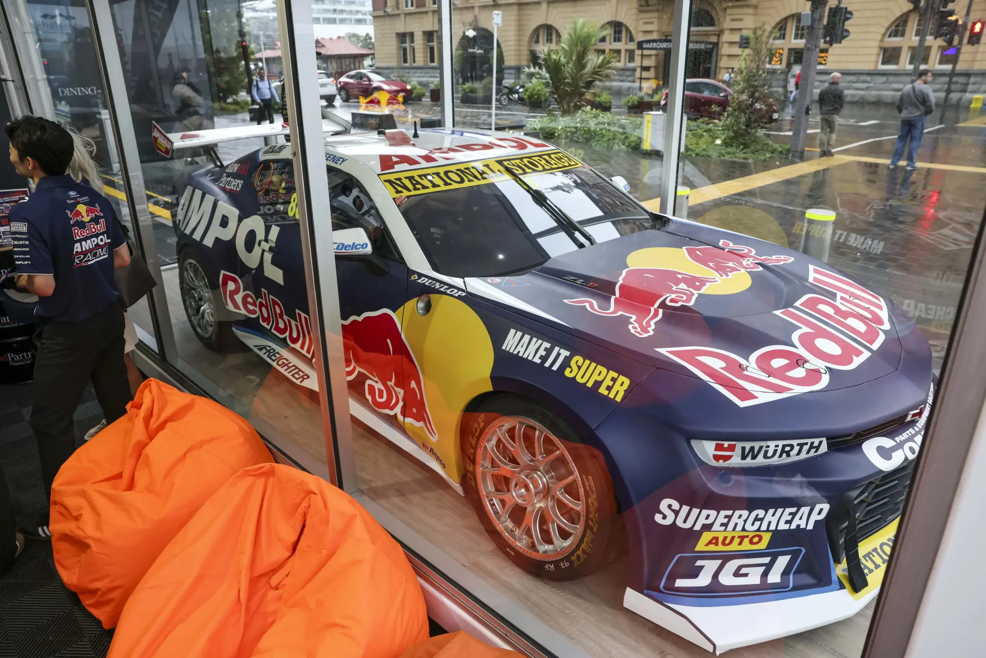 SHAW LOWRES135