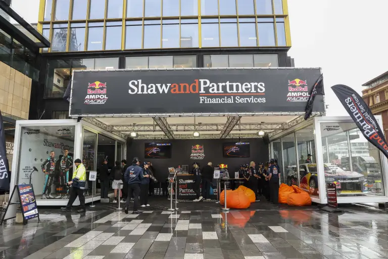 SHAW LOWRES139
