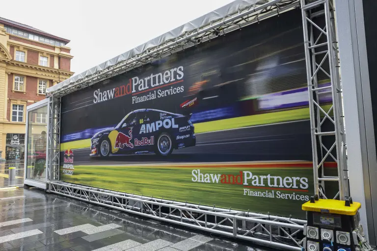 SHAW LOWRES142