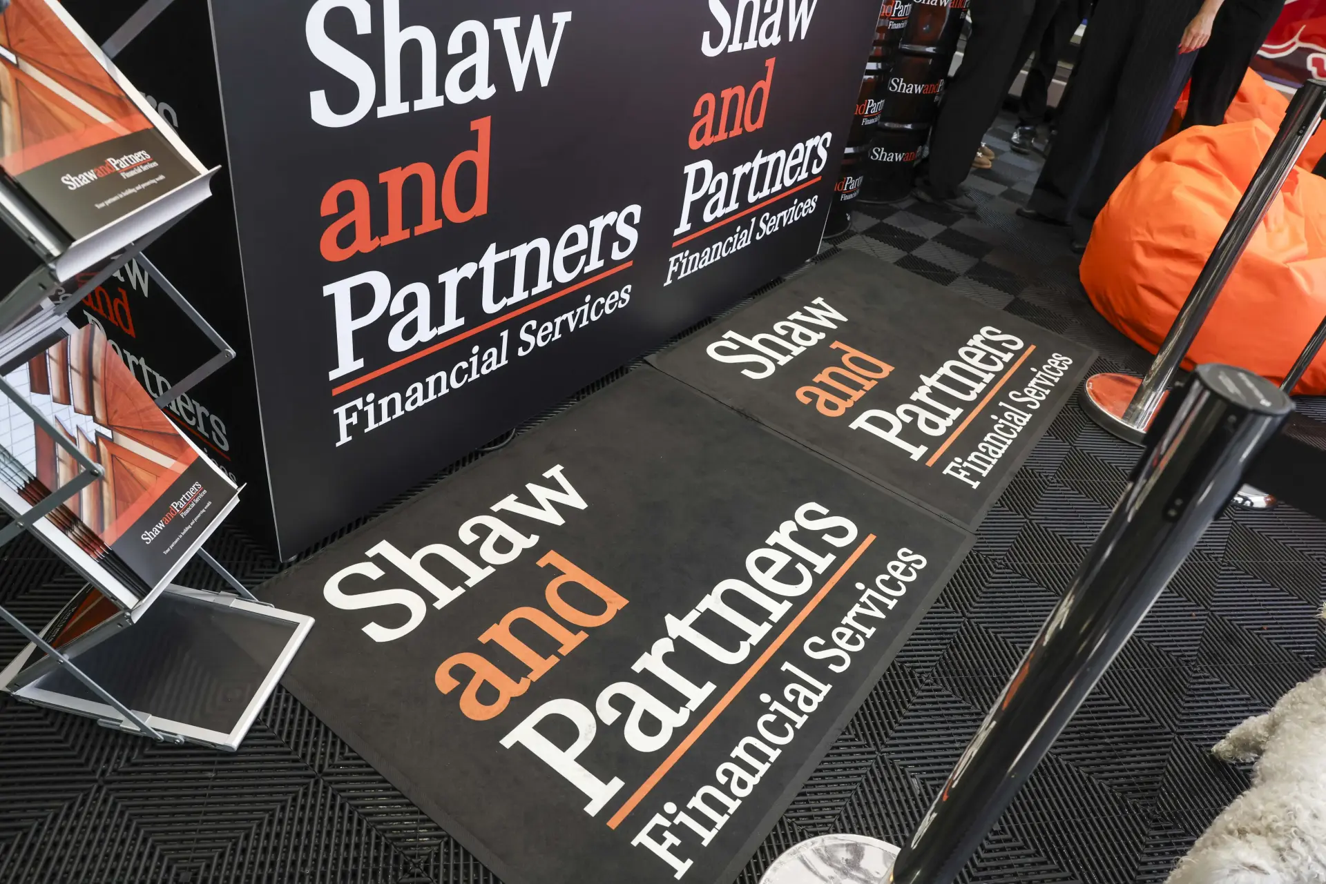 SHAW LOWRES143