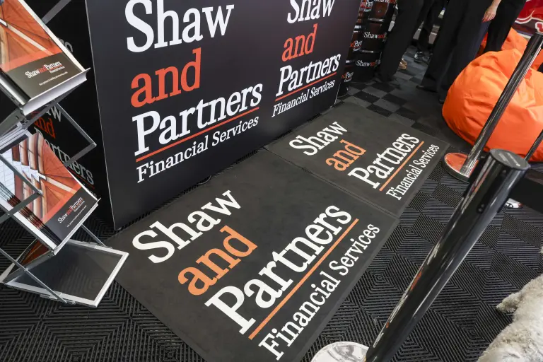 SHAW LOWRES143